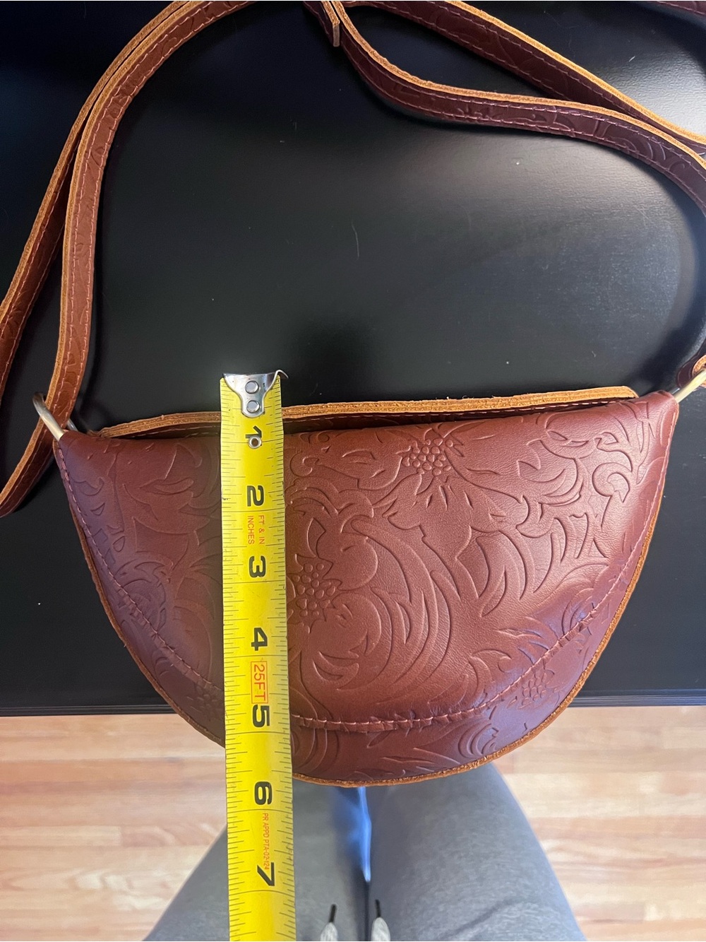 Portland Leather Meadow Koala Sling shoulder bag purse - Picture 8 of 9